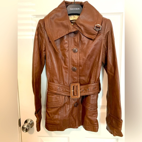 Daniele women’s leather trench coat - Picture 1 of 8